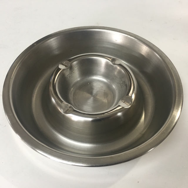 ASHTRAY, Stainless Steel - Large Round Cafe Bar Style